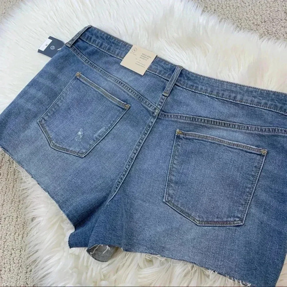 NWT High Rise Shortie Shorts - Picture 7 of 12
